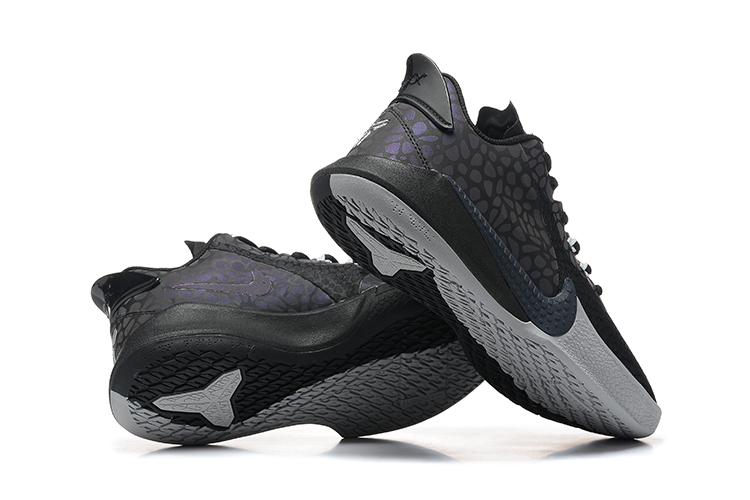 Nike Mamba Fury Chameleon